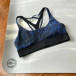 Lululemon I 10
